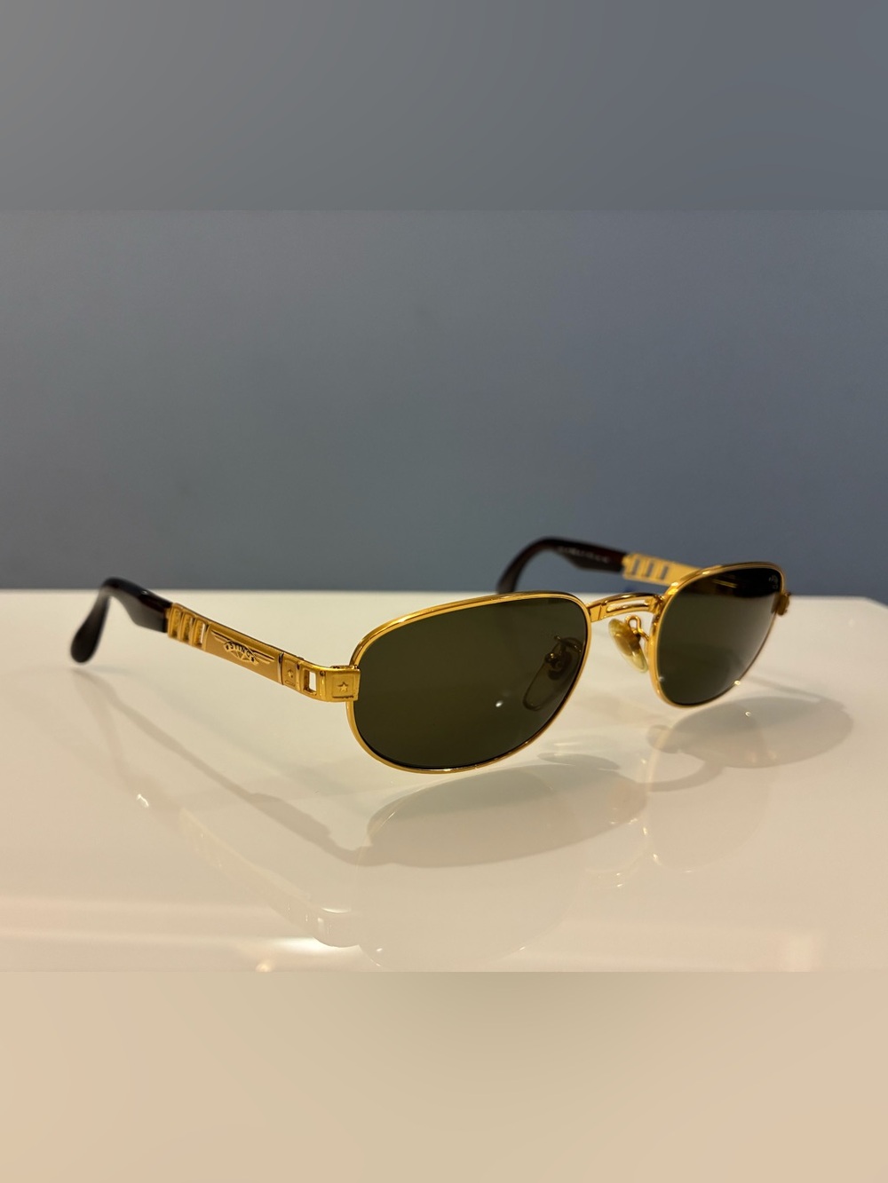 Sting color Gold Designer Sunglasses Temple